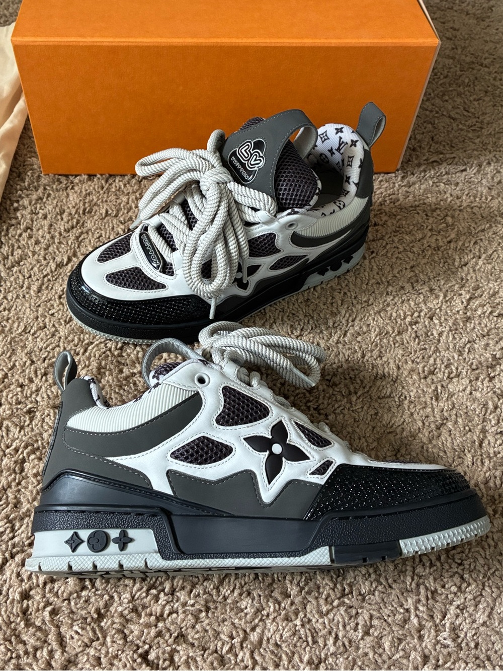 Louis Vuitton LV Skate Sneakers Gray Monogram Size 055